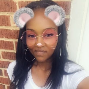 Meet your Posher, Lashonda